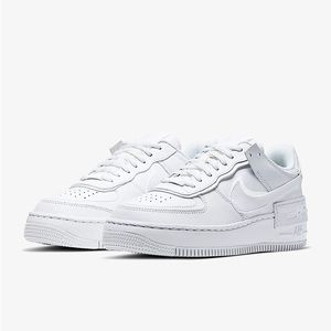 Never been worn white Nike size 8 shadow air force 1